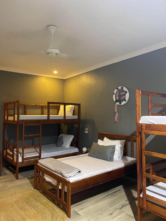 Uroa Getaway Bed & Breakfast Екстериор снимка
